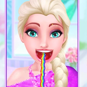 Elsa S Funny Selfie